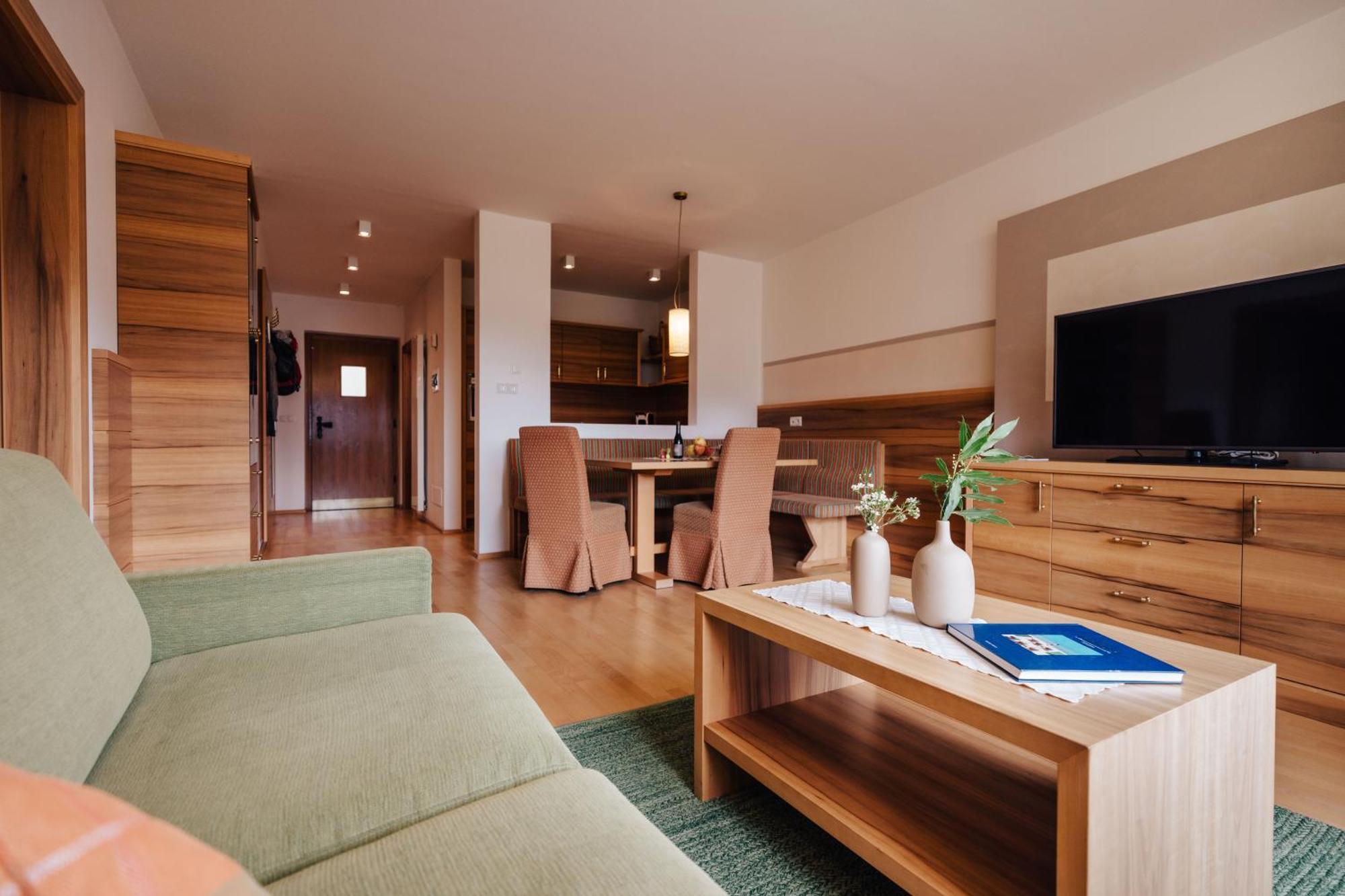 سكين Apartments Bachmair المظهر الخارجي الصورة